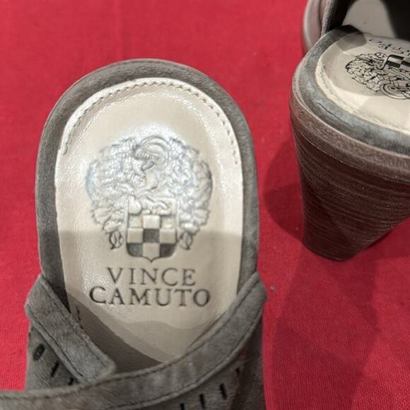 Vince Camuto Brown Heeled Boots with Peep-Toe Design - Picture 5 of 6